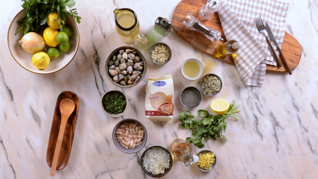 Ingredientes reunidos na mesa